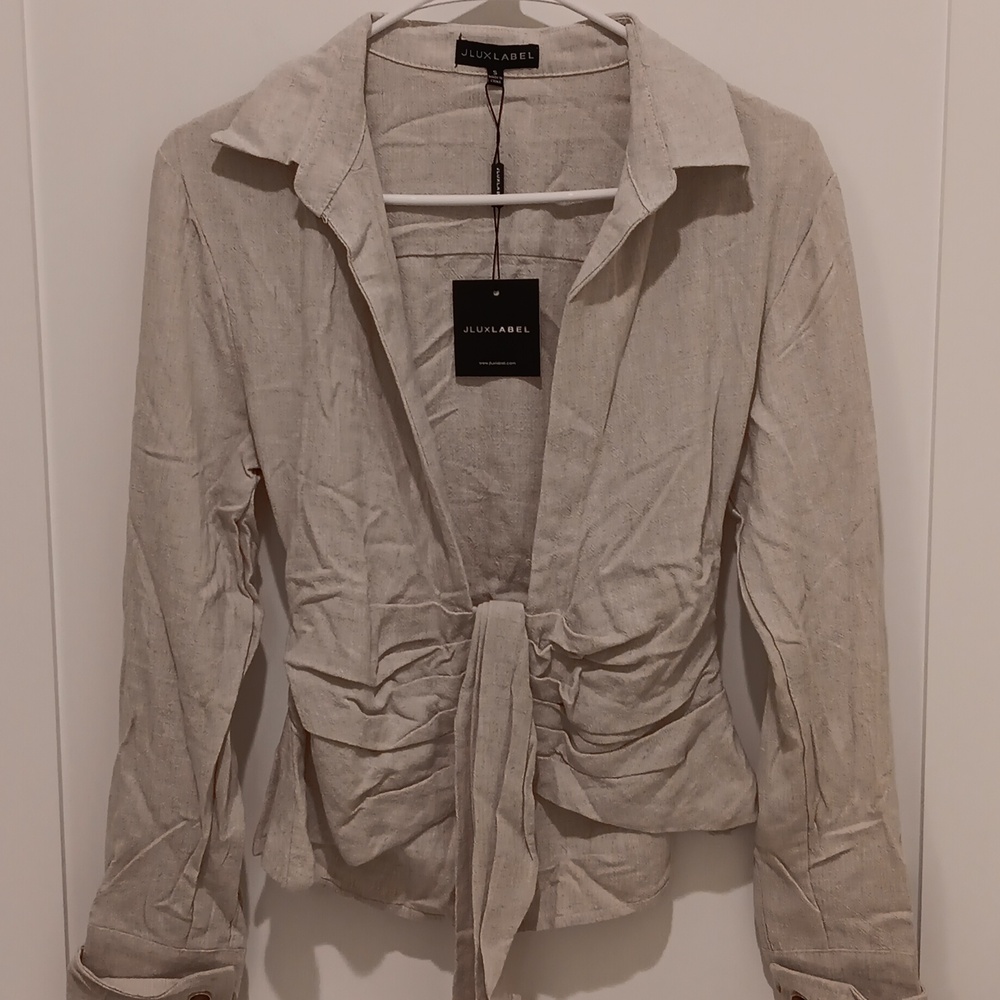 NWT, JLUX Label Linen Top - Picture 2 of 9
